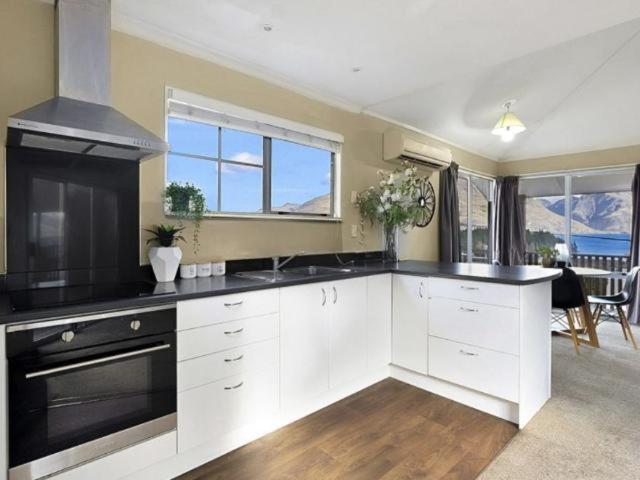 Villa Ultimate Convenience, Walk-To-Town Townhouse Queenstown Exterior foto